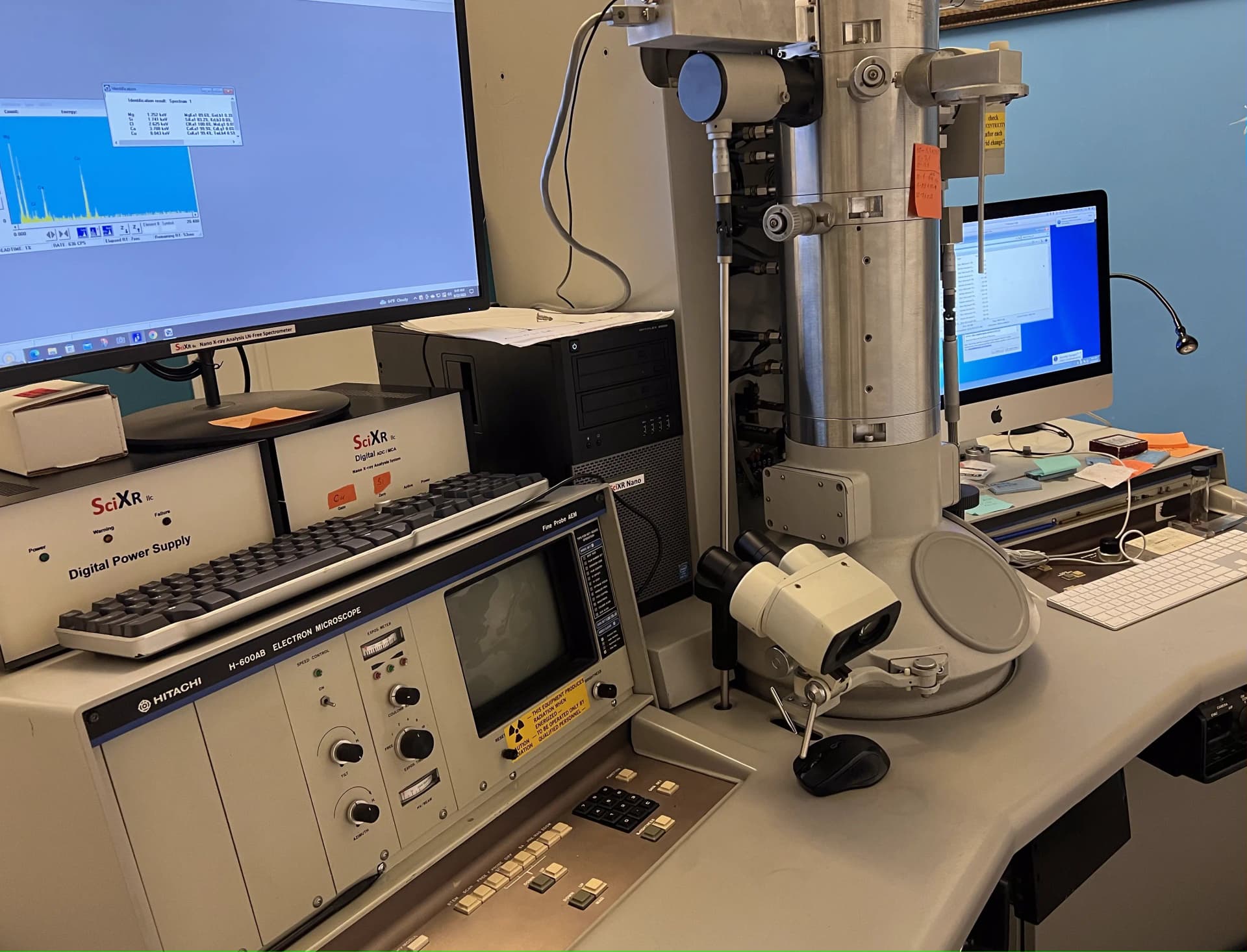 Polarized Light Microscope with hood at Allab